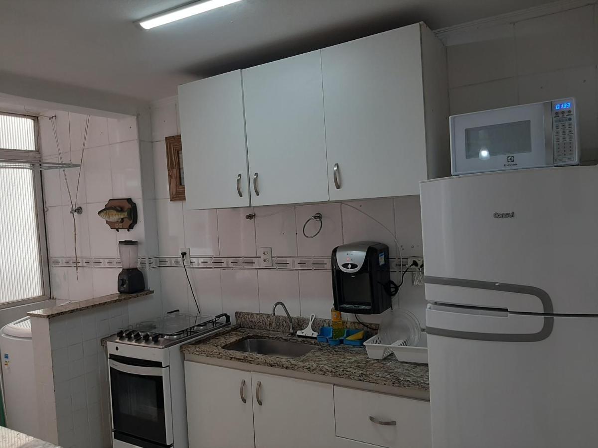 Apartamento Vento E Mar - 2 Quartos Com Sacada Na Quadra Da Praia Do Gonzaga Santos  Buitenkant foto