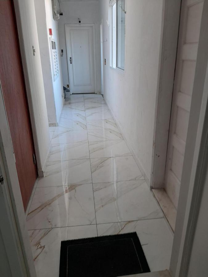 Apartamento Vento E Mar - 2 Quartos Com Sacada Na Quadra Da Praia Do Gonzaga Santos  Buitenkant foto
